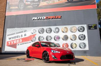 TOYOTA 86 MR116 MATTE BLACK RED EDGE